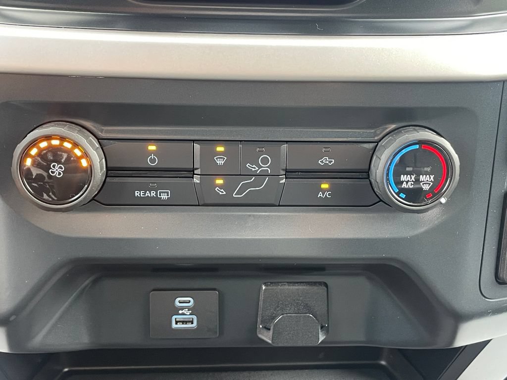 Used 2022 Ford F150 XL w/ Equipment Group 101A High AWD/4WD image 28