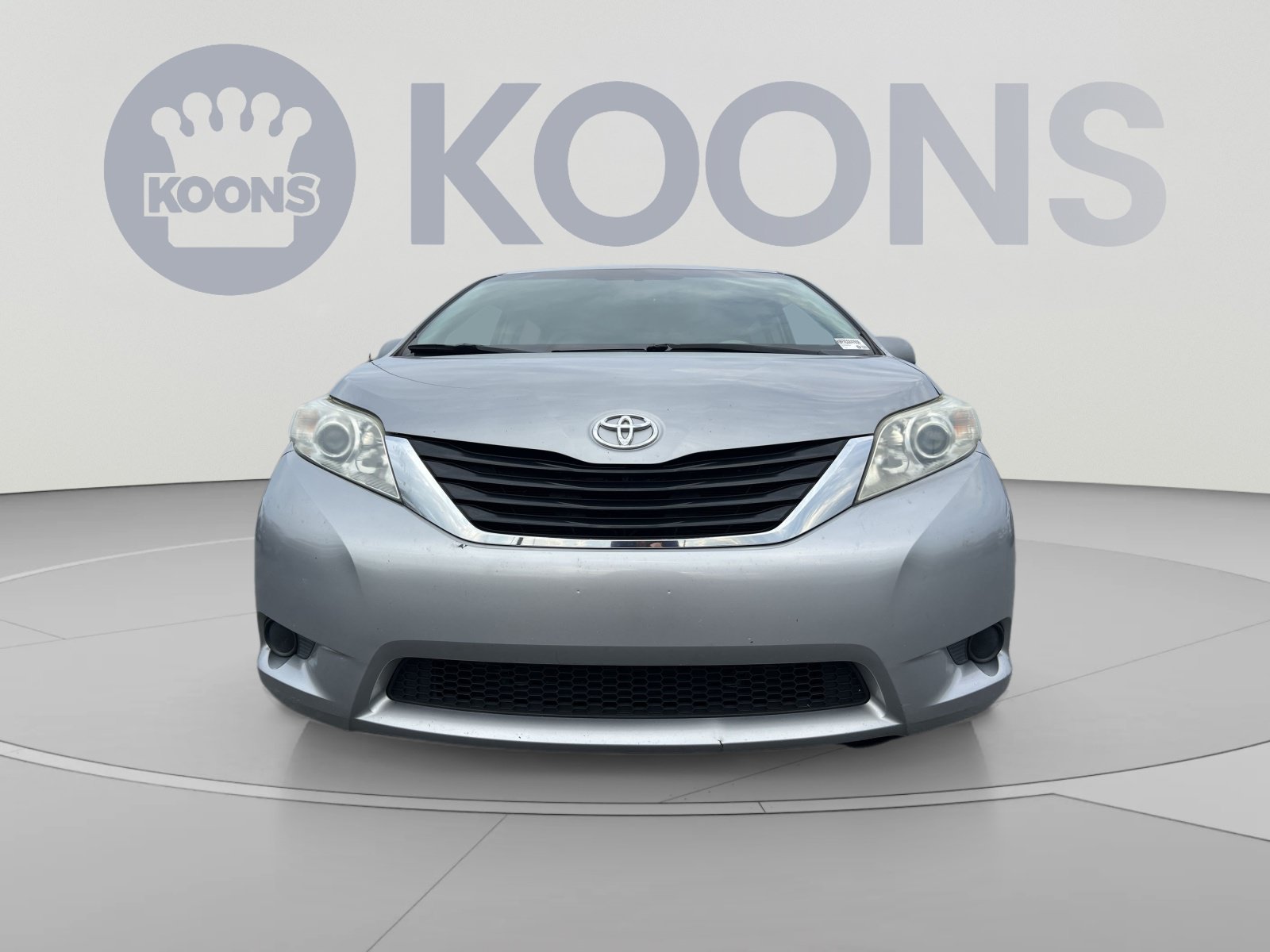 Used 2012 Toyota Sienna LE FWD image 11