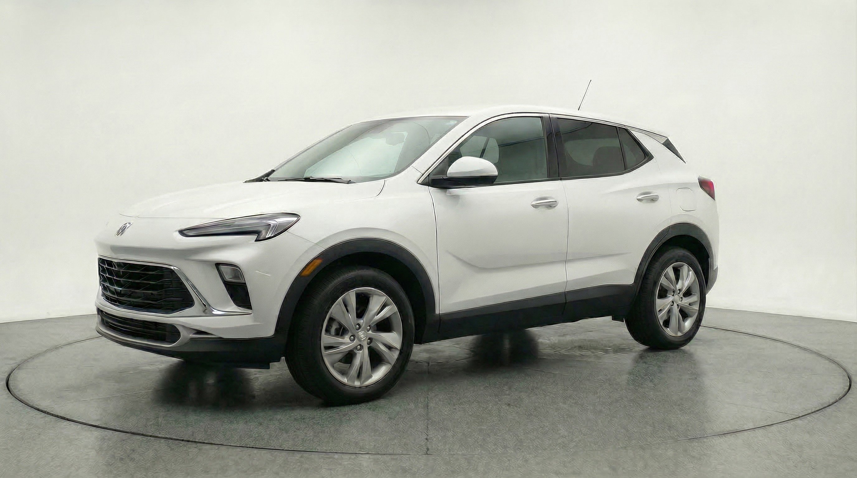 Used 2025 Buick Encore GX Preferred FWD image 3