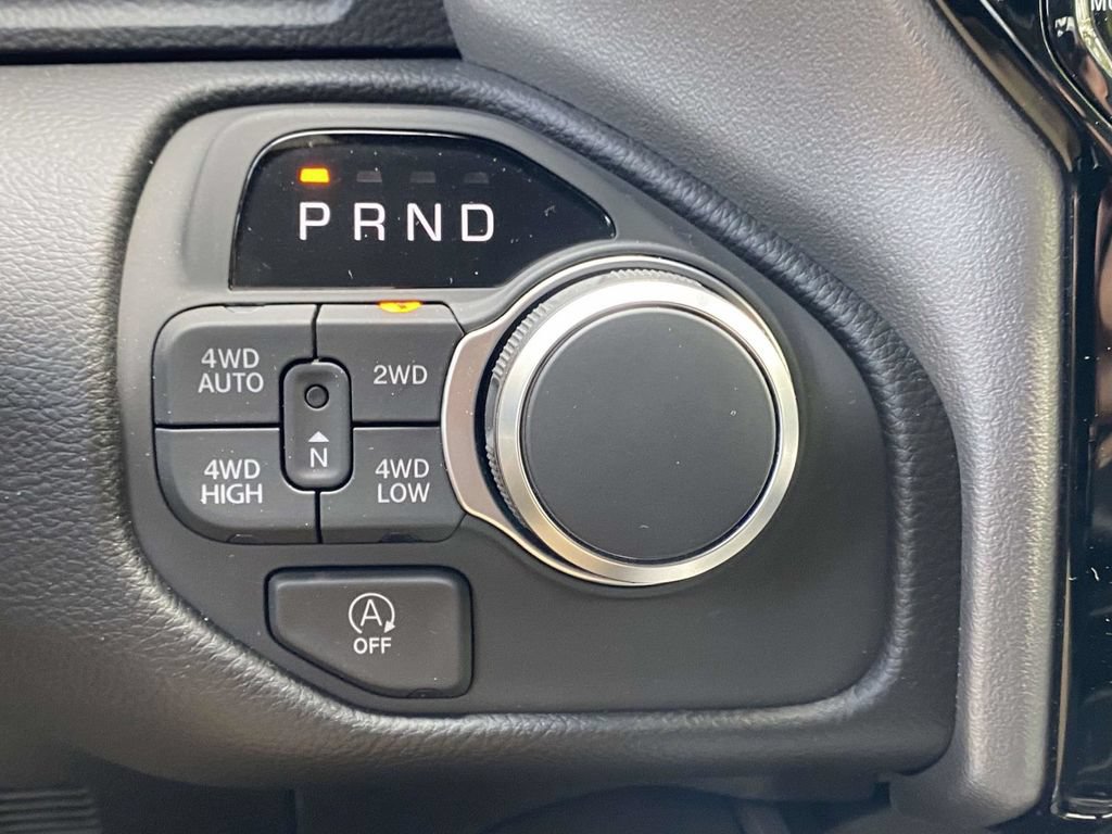 New 2026 RAM 1500 Big Horn AWD/4WD image 25