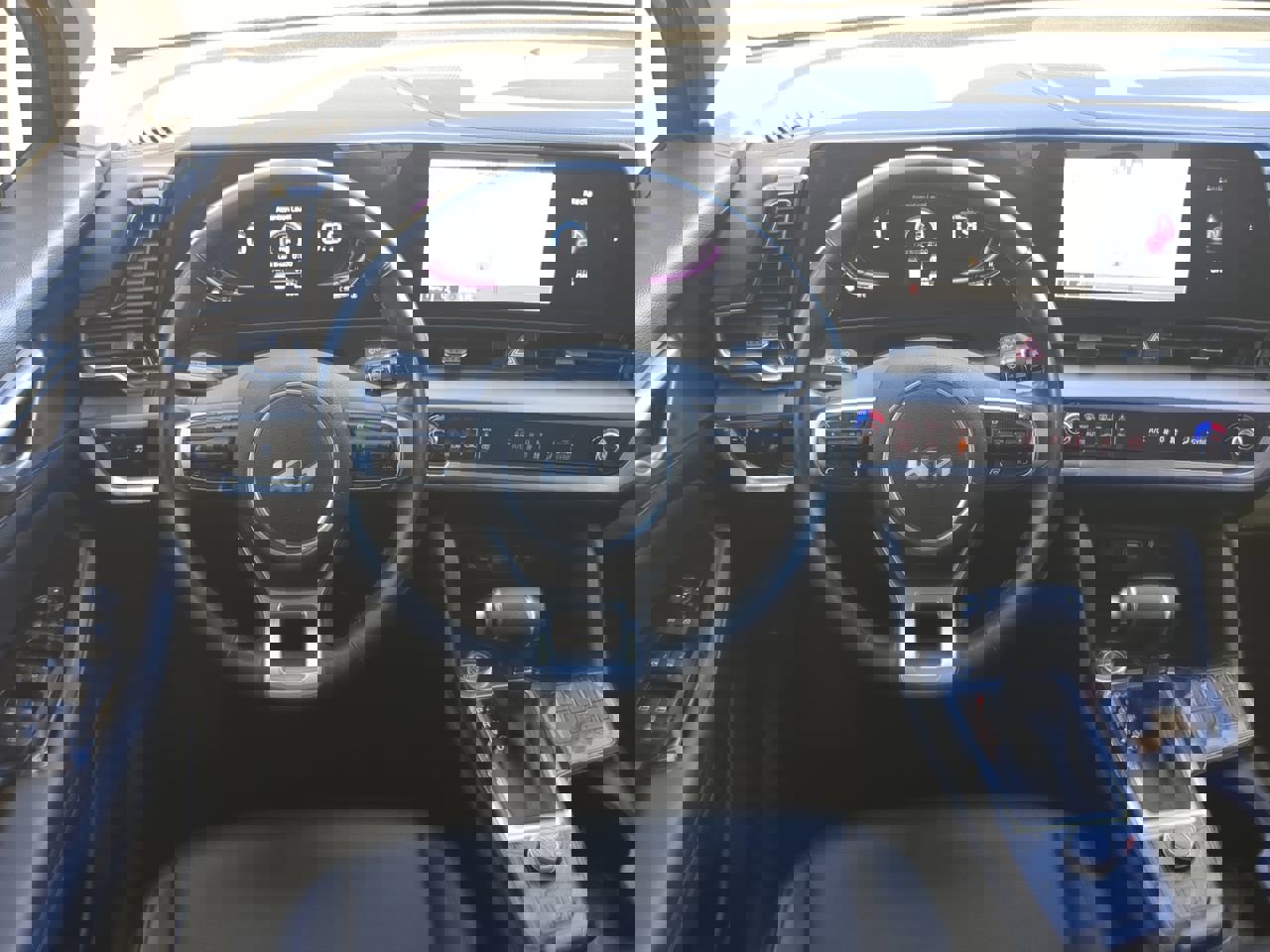 Certified 2024 Kia Sportage EX image 14