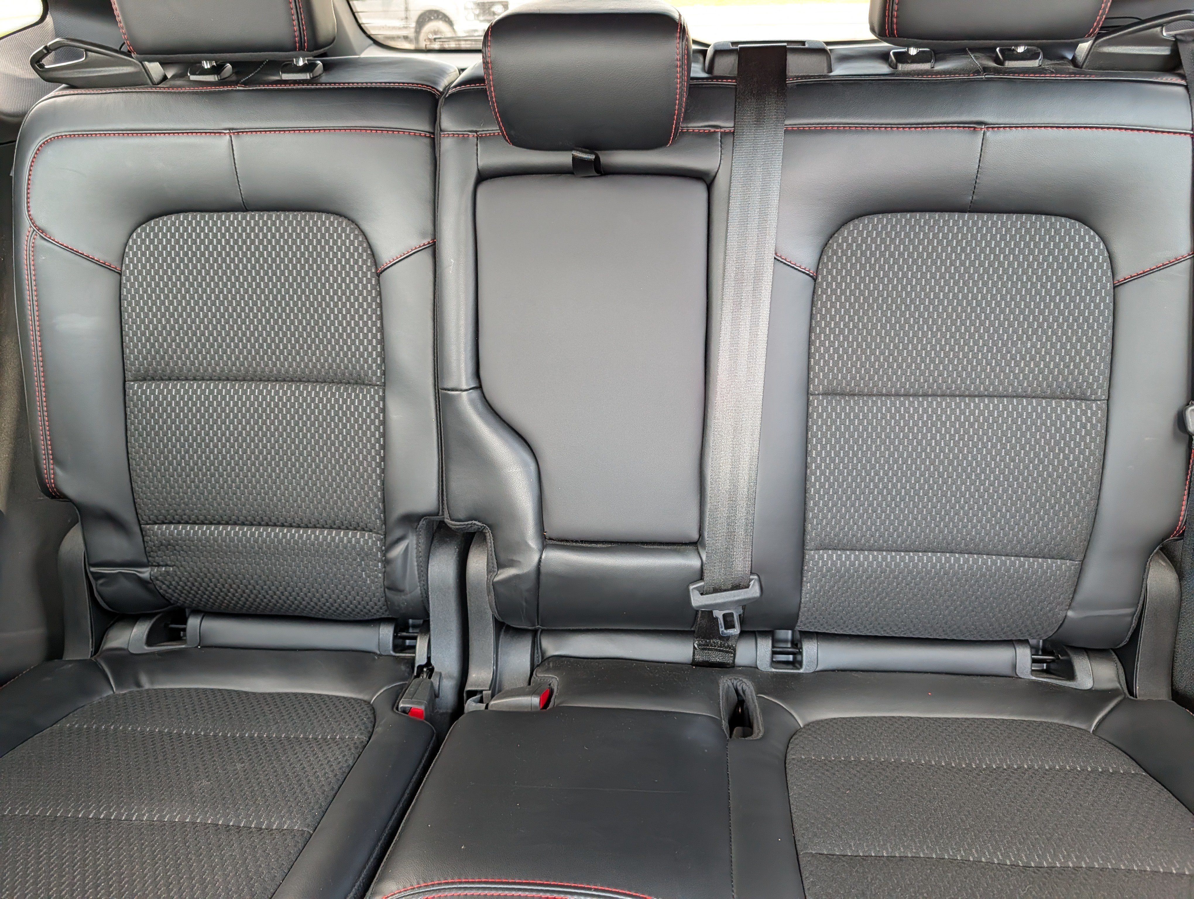 Used 2023 Ford Escape ST-Line Select AWD/4WD image 13