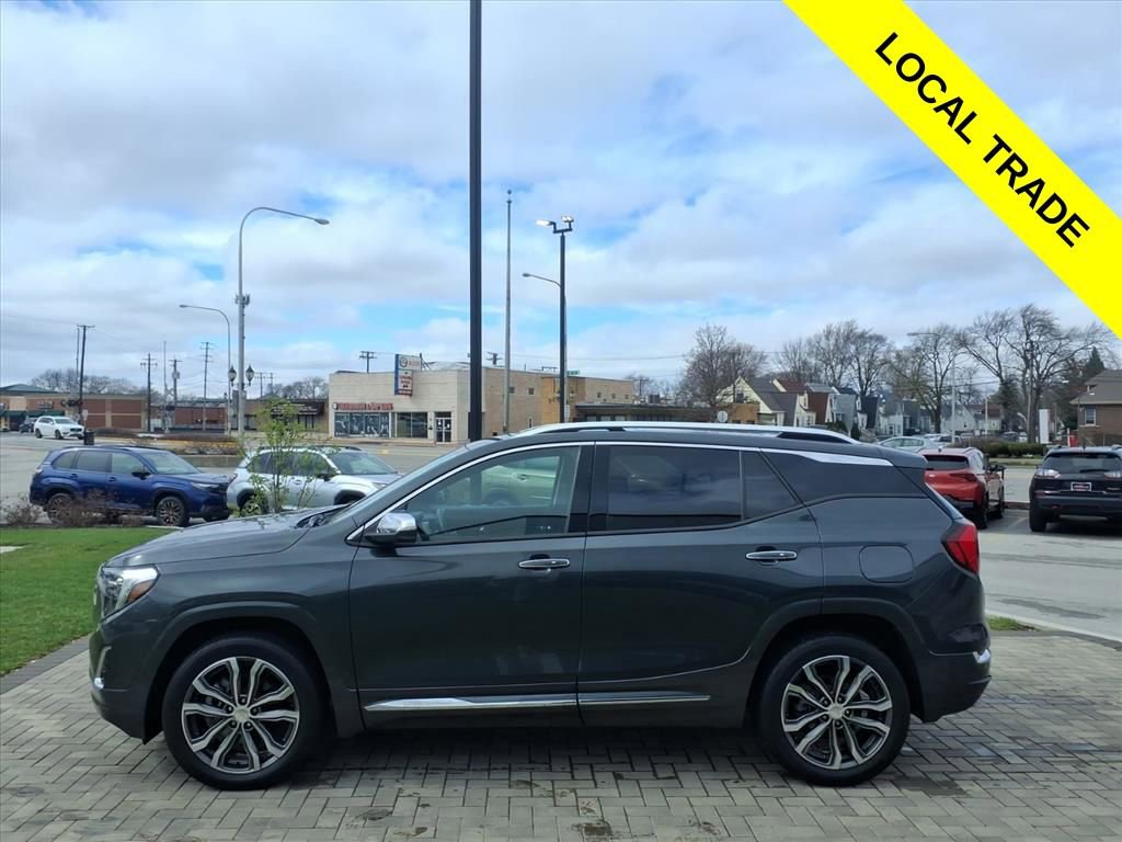Used 2020 GMC Terrain Denali w/ Denali Premium Package image 4