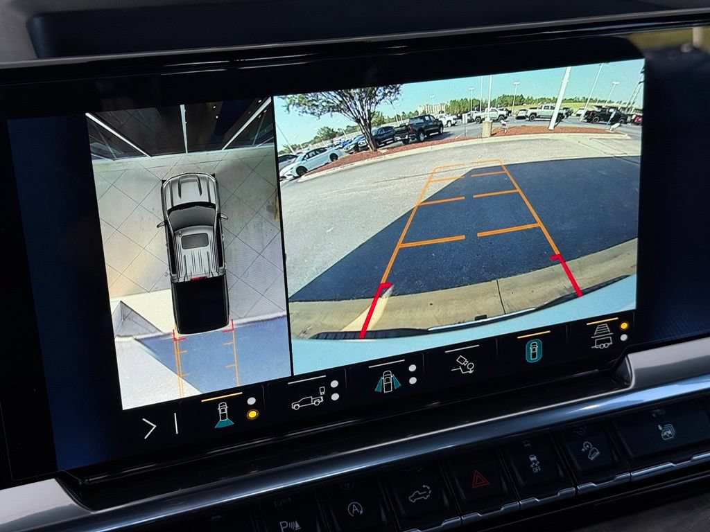 Used 2023 Chevrolet Silverado 1500 LTZ AWD/4WD image 4