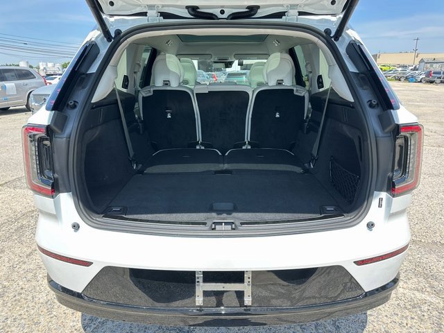 New 2025 Volvo EX90 Plus image 15