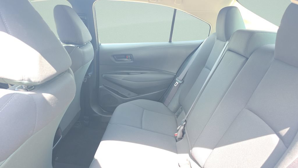 Used 2022 Toyota Corolla LE FWD image 10