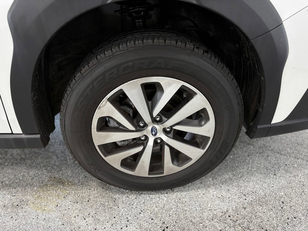 Used 2024 Subaru Outback Premium AWD/4WD image 30
