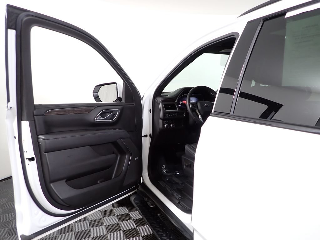 Used 2022 Chevrolet Tahoe Z71 AWD/4WD image 21
