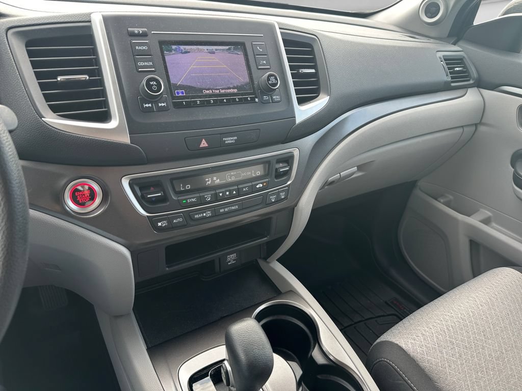 Used 2017 Honda Ridgeline RTS image 11