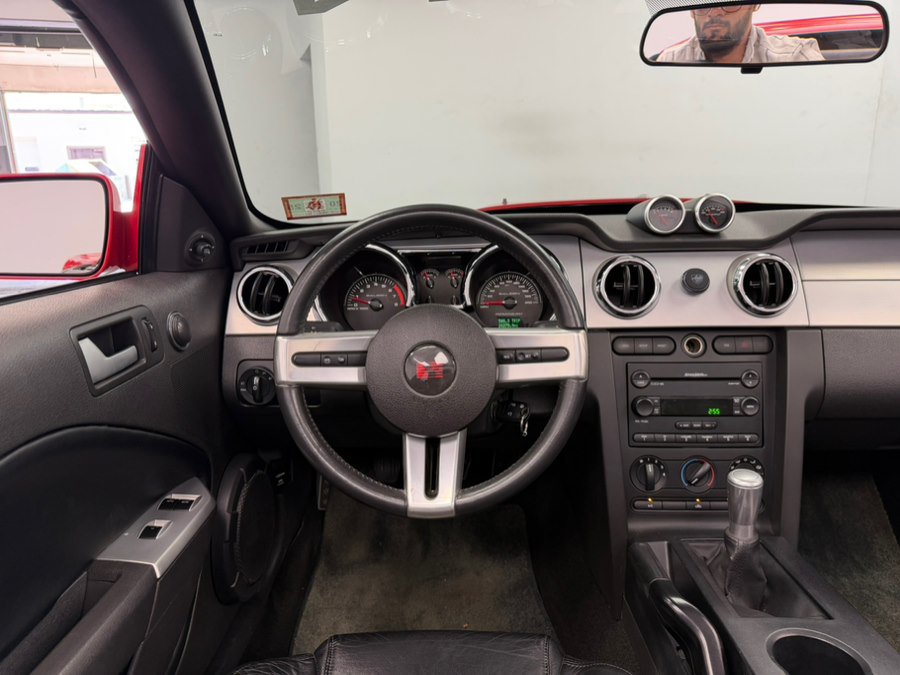 Used 2005 Ford Mustang GT Premium RWD image 62
