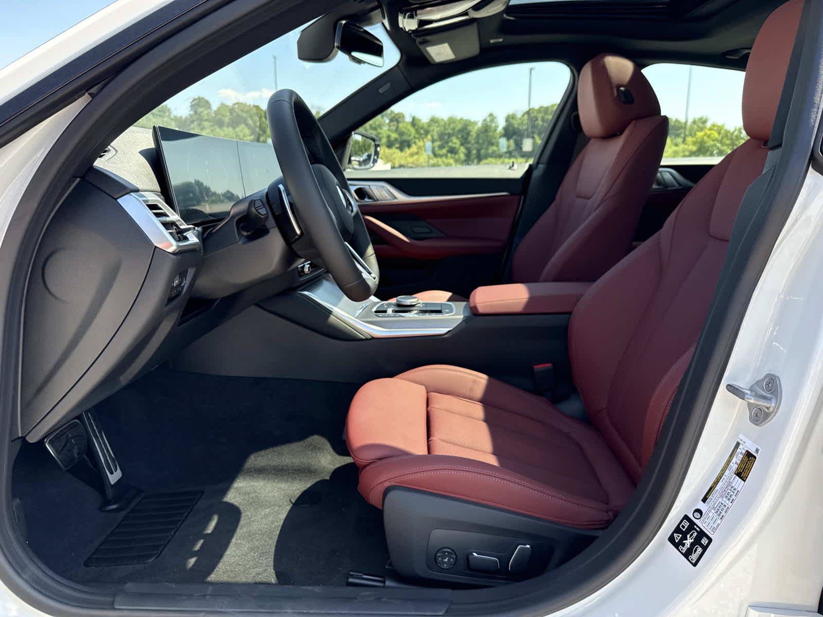 New 2026 BMW 430i xDrive w/ M Sport Package AWD/4WD image 14