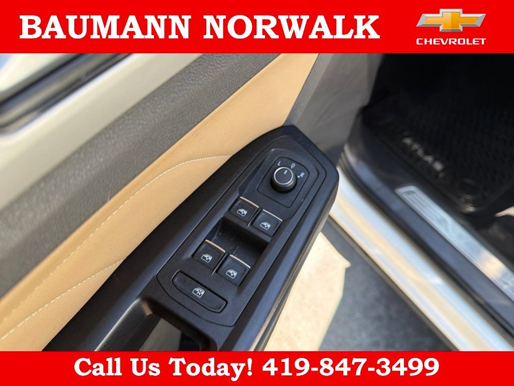 Used 2021 Volkswagen Atlas Cross Sport SE FWD image 17