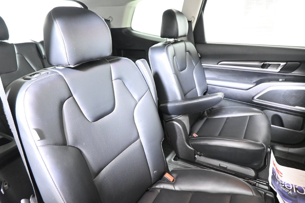 Used 2024 Kia Telluride S AWD/4WD image 35