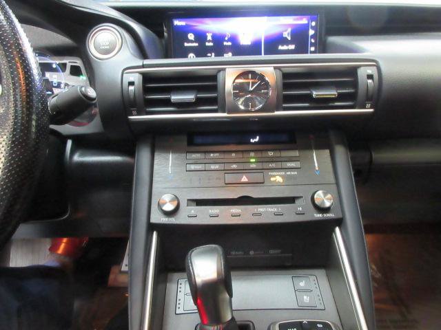 Used 2019 Lexus IS 300 F Sport AWD/4WD image 32