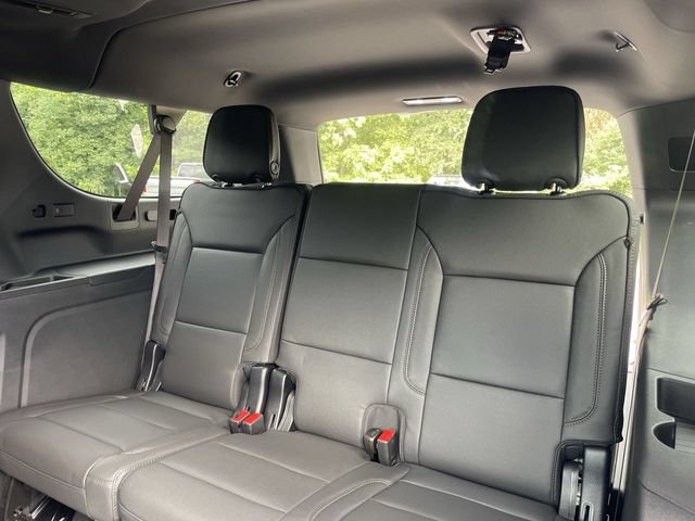 New 2026 Chevrolet Suburban High Country w/ Sun And Tow Package AWD/4WD image 24