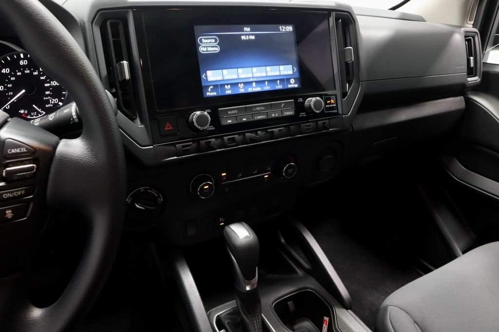Certified 2025 Nissan Frontier S AWD/4WD image 30