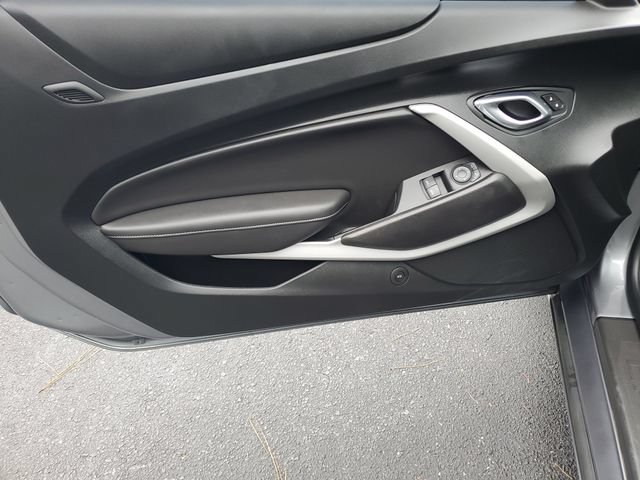 Certified 2019 Chevrolet Camaro LT RWD image 17