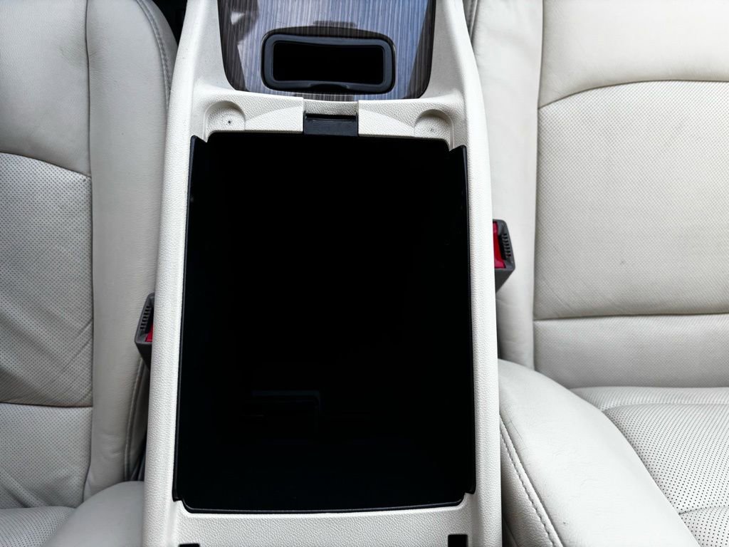 Used 2024 Chevrolet Malibu LT image 18