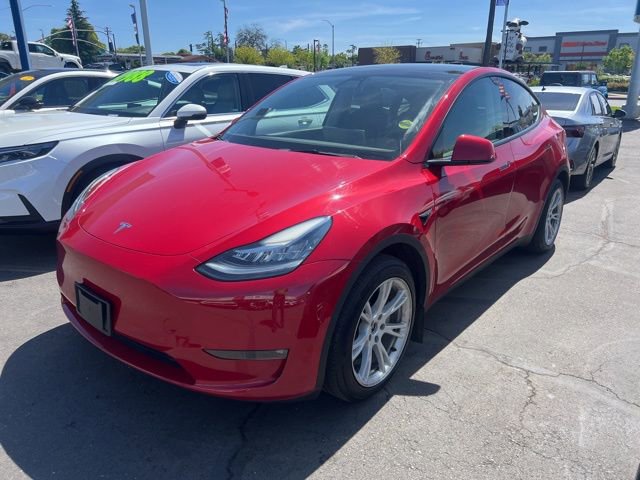 Used 2022 Tesla Model Y Long Range image 1