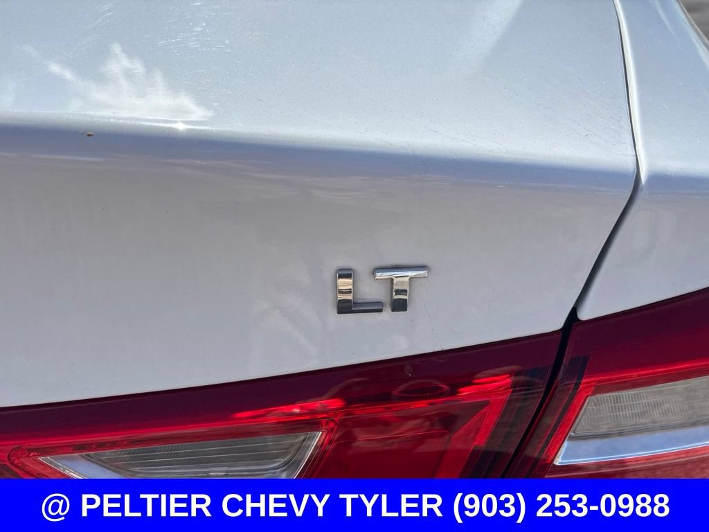 Used 2023 Chevrolet Malibu LT FWD image 9