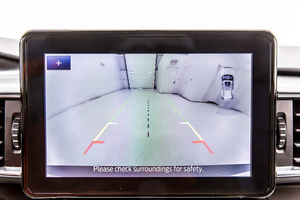 Used 2021 Ford Explorer XLT w/ Equipment Group 202A image 13