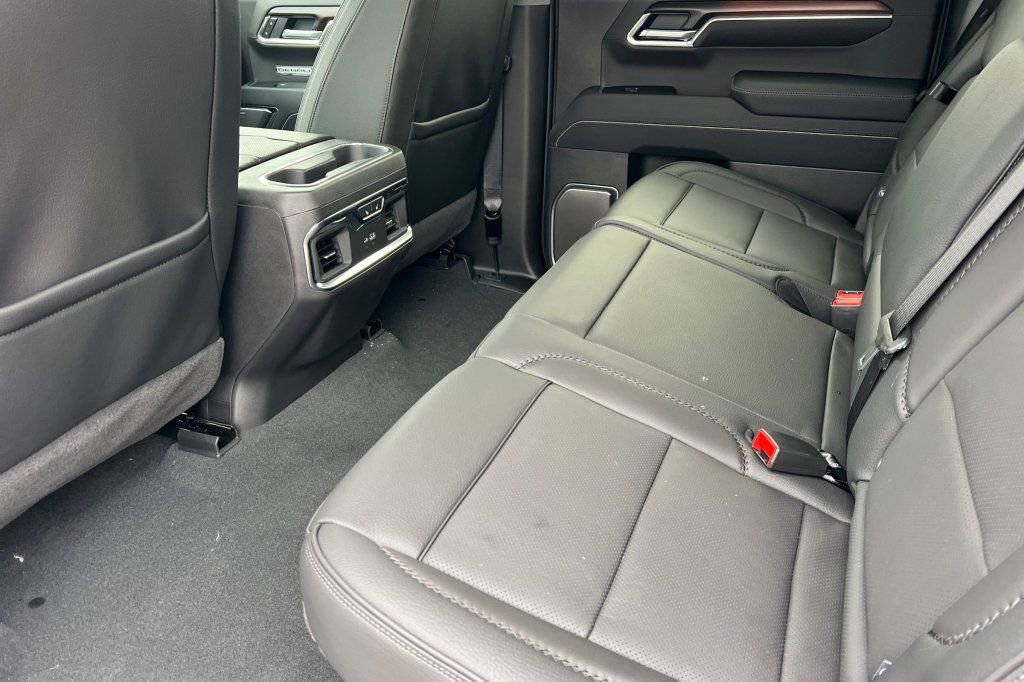 New 2026 GMC Sierra 1500 Denali w/ Denali Reserve Package image 9