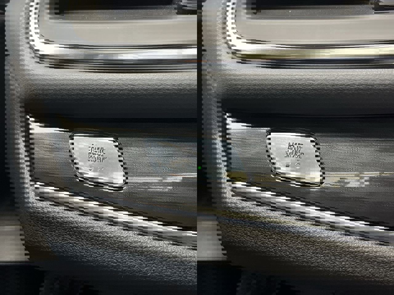 Certified 2023 Buick Enclave Essence w/ Experience Buick Package image 23