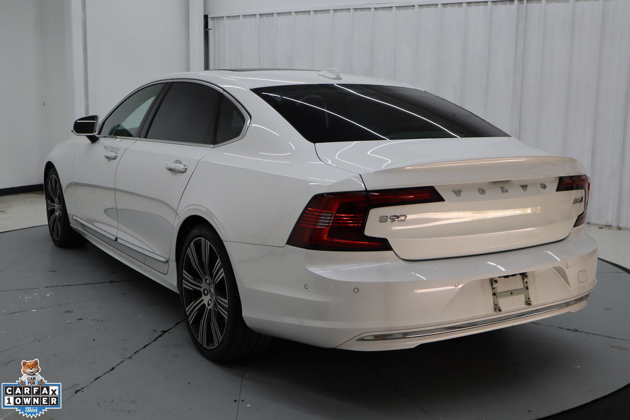 Used 2022 Volvo S90 B6 Inscription w/ Advanced Package AWD/4WD image 6