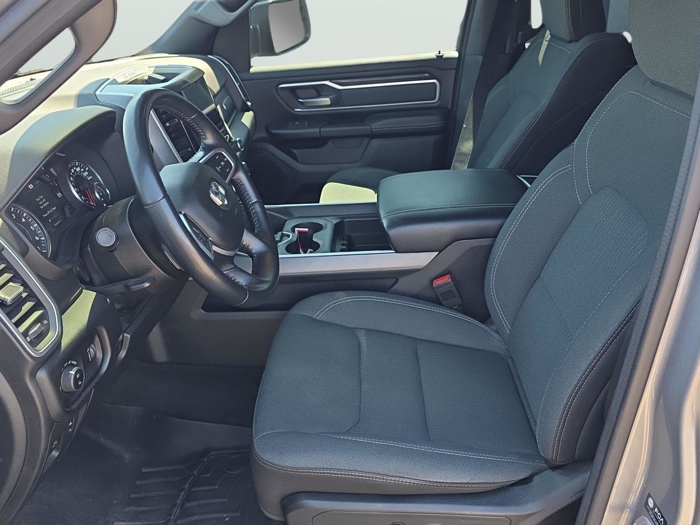 Used 2022 RAM 1500 Big Horn AWD/4WD image 30