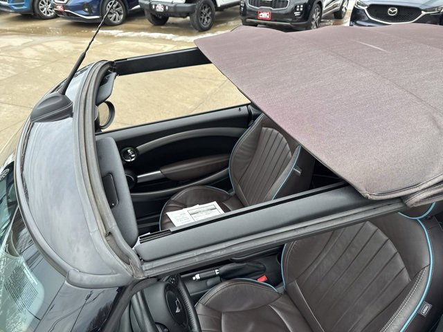 Used 2015 MINI Cooper S image 27