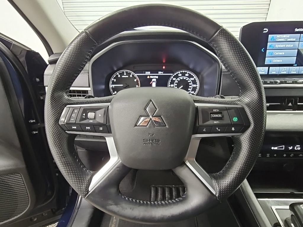 Used 2024 Mitsubishi Outlander SE image 26