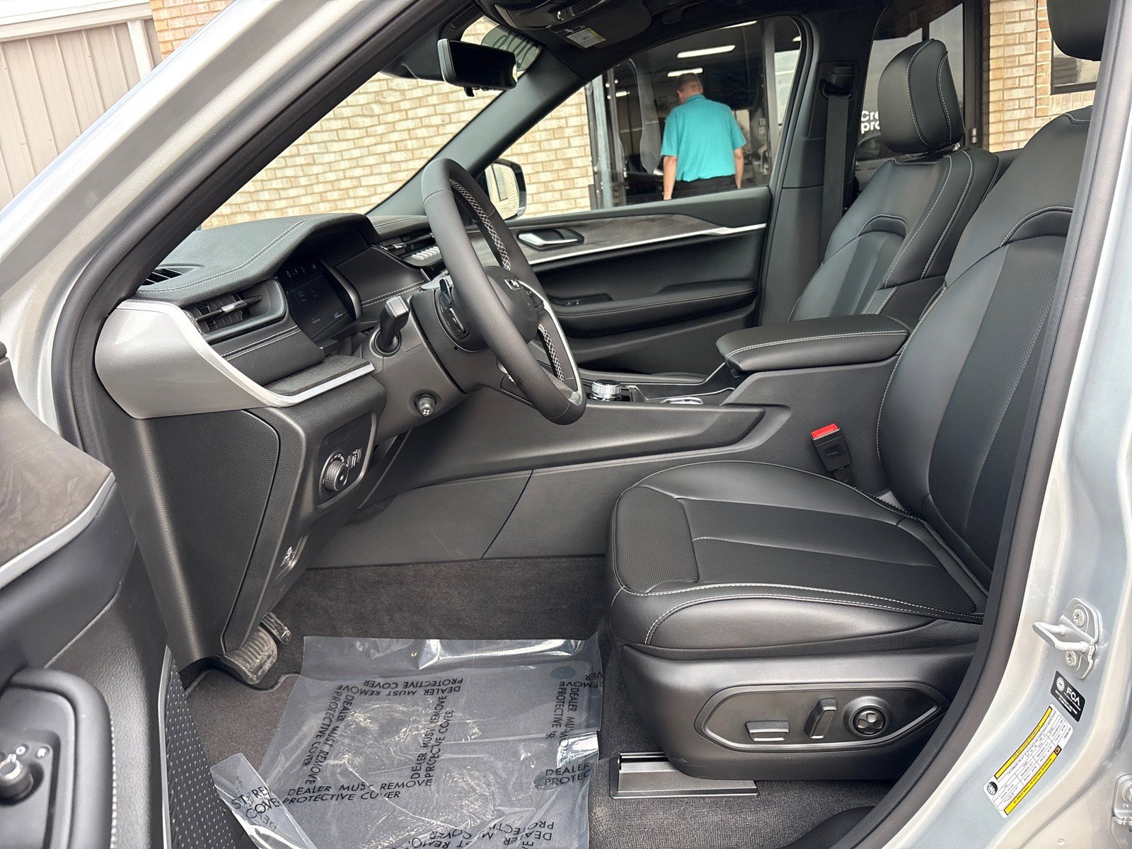 New 2026 Jeep Grand Cherokee L Limited image 3