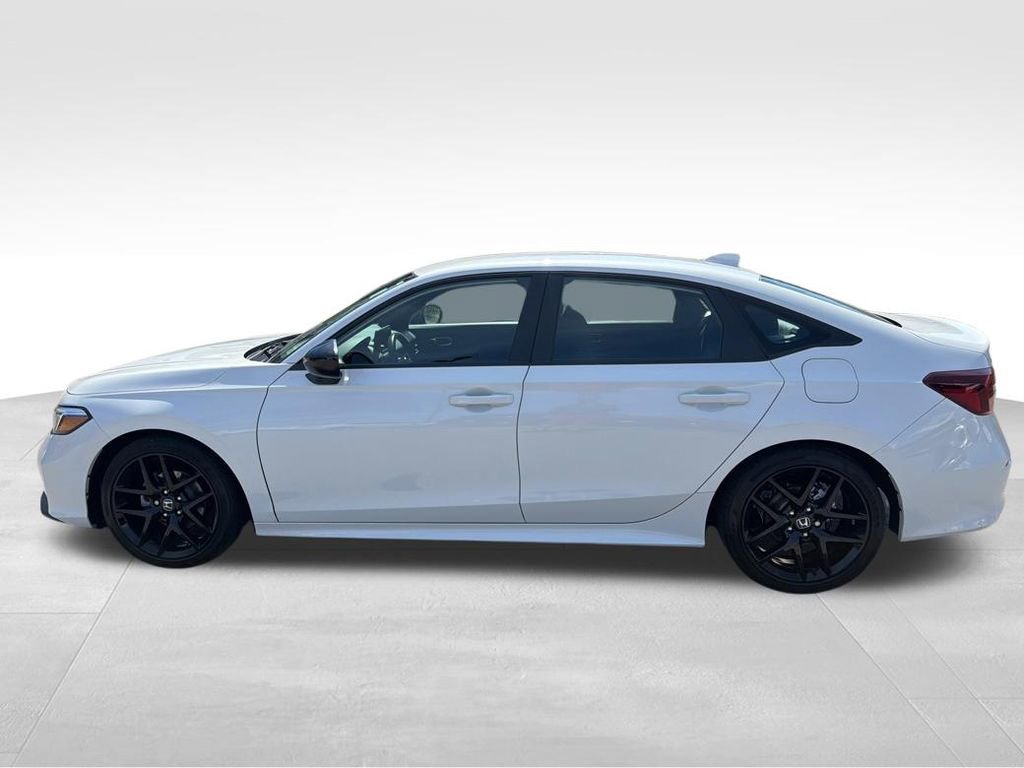 Used 2025 Honda Civic Sport image 2