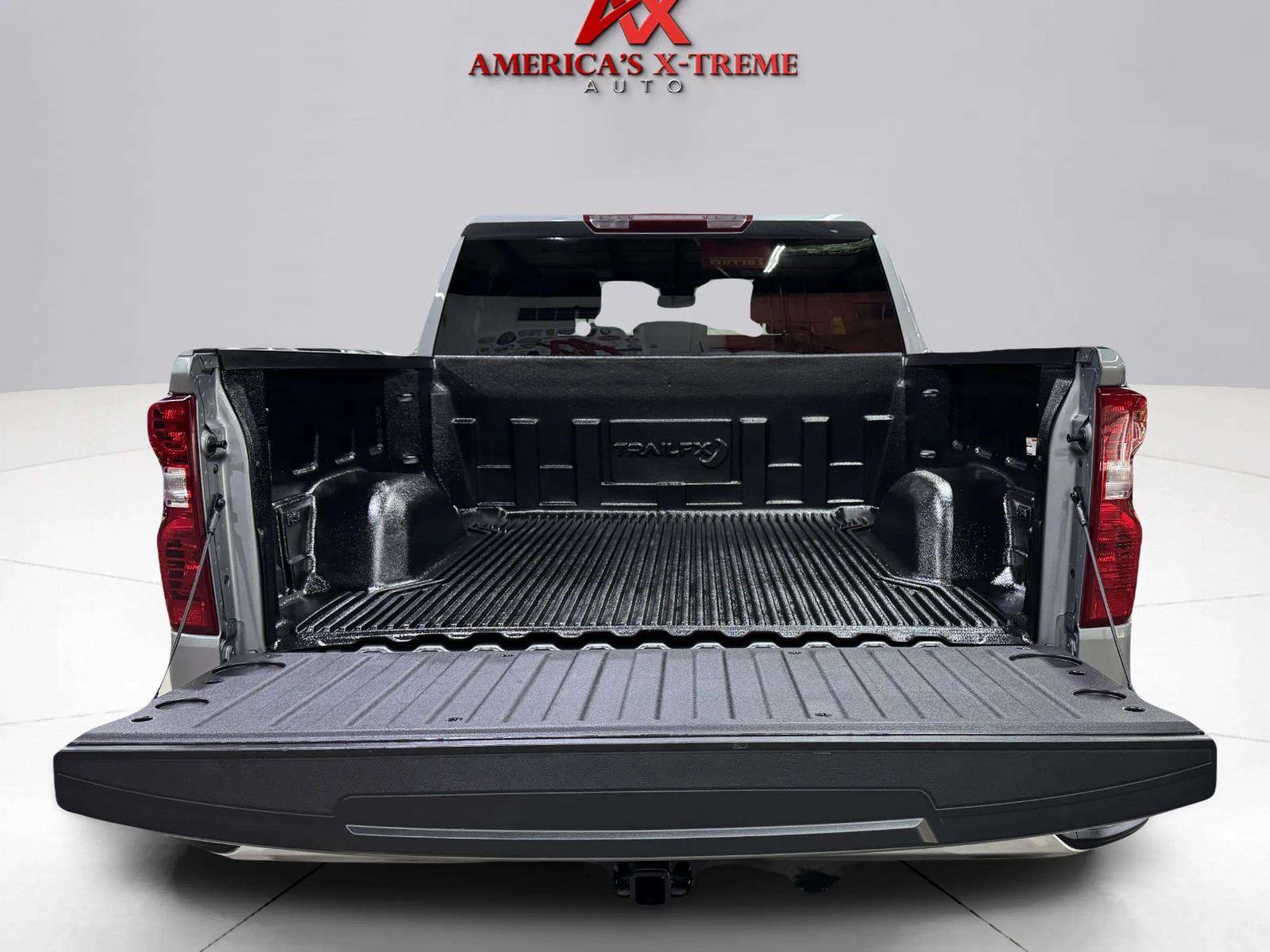 Used 2026 Chevrolet Silverado 1500 LT RWD image 46