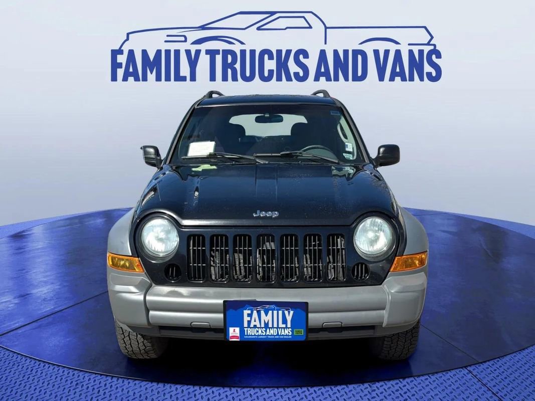 Used 2005 Jeep Liberty Sport image 8
