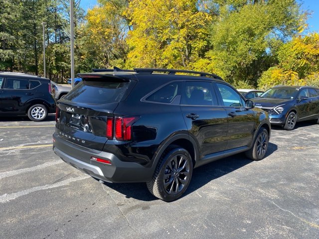 Certified 2022 Kia Sorento X-Line EX image 7