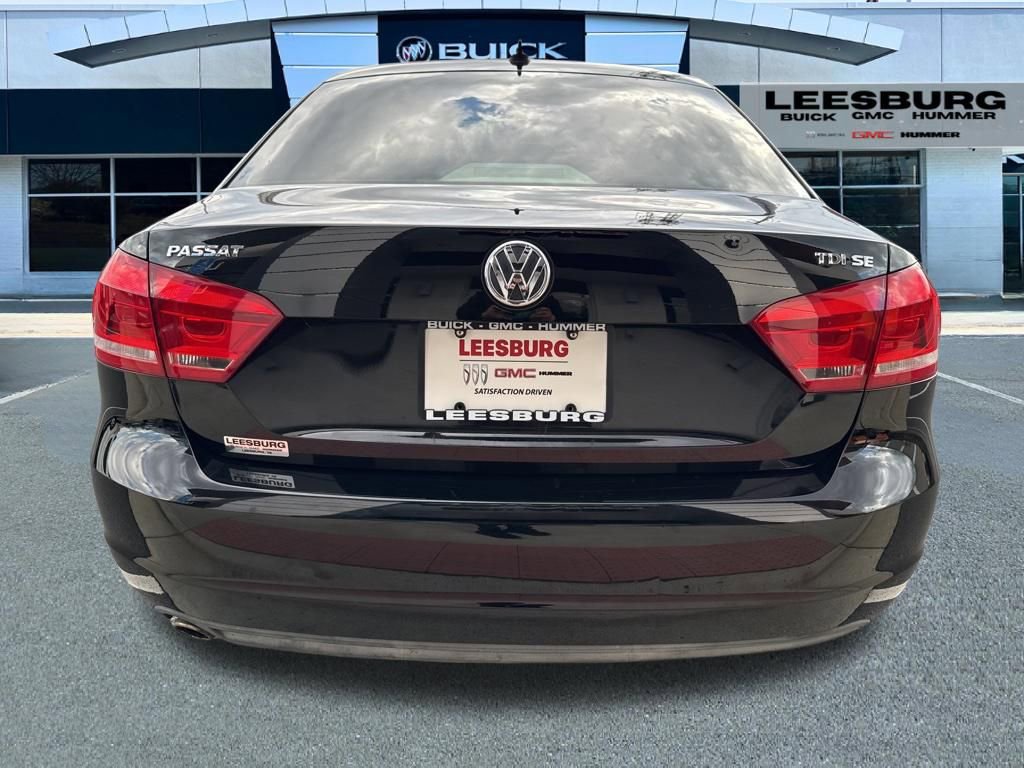 Used 2013 Volkswagen Passat TDI SE FWD image 6