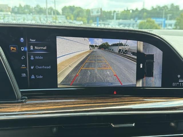 Certified 2022 Cadillac Escalade Premium Luxury AWD/4WD image 33