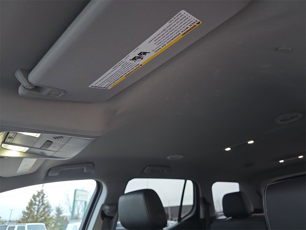 Certified 2023 GMC Acadia SLT w/ Preferred Package image 33