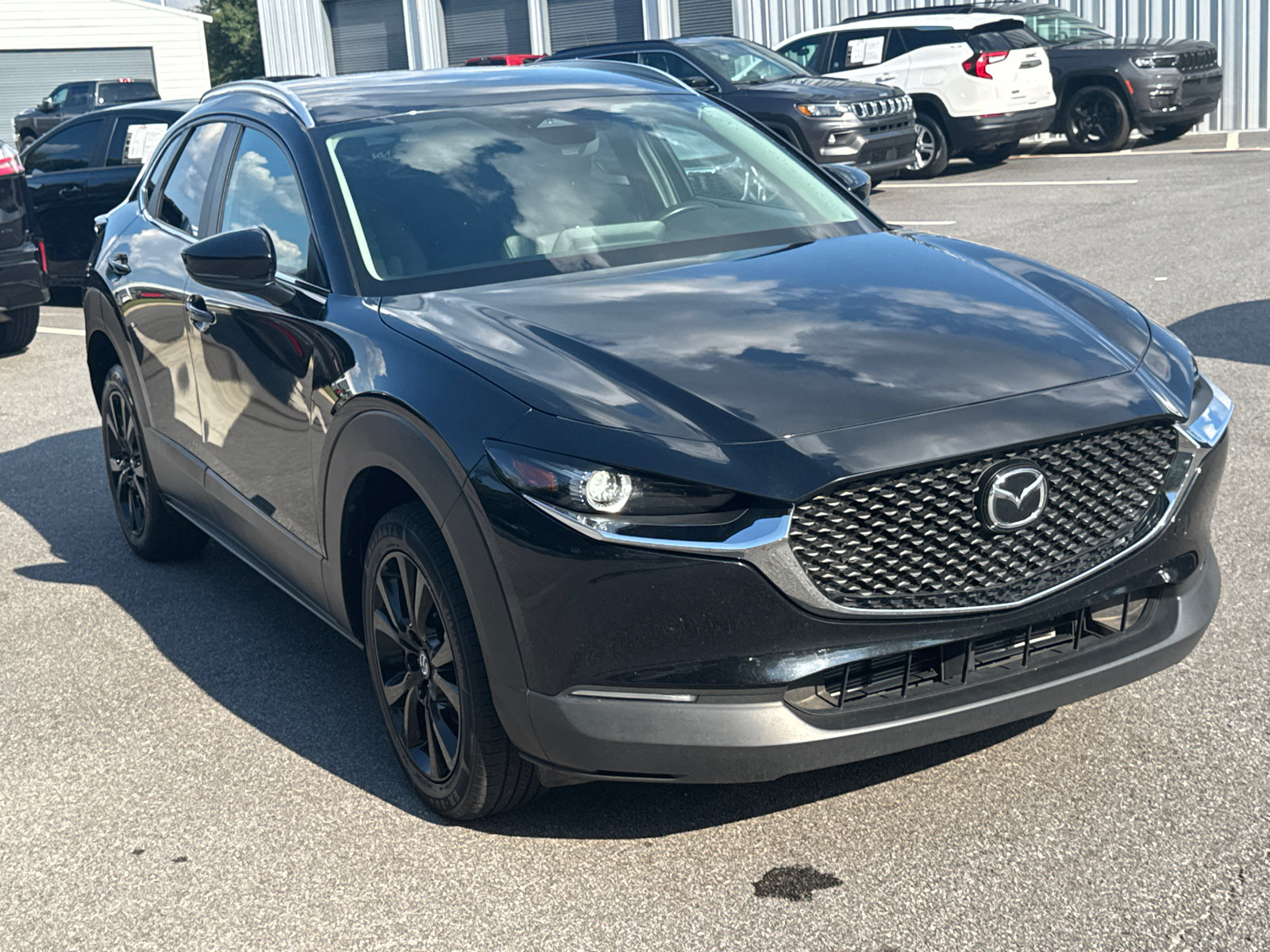 Used 2024 MAZDA CX-30 AWD 2.5 S w/ Select Sport Pkg image 3