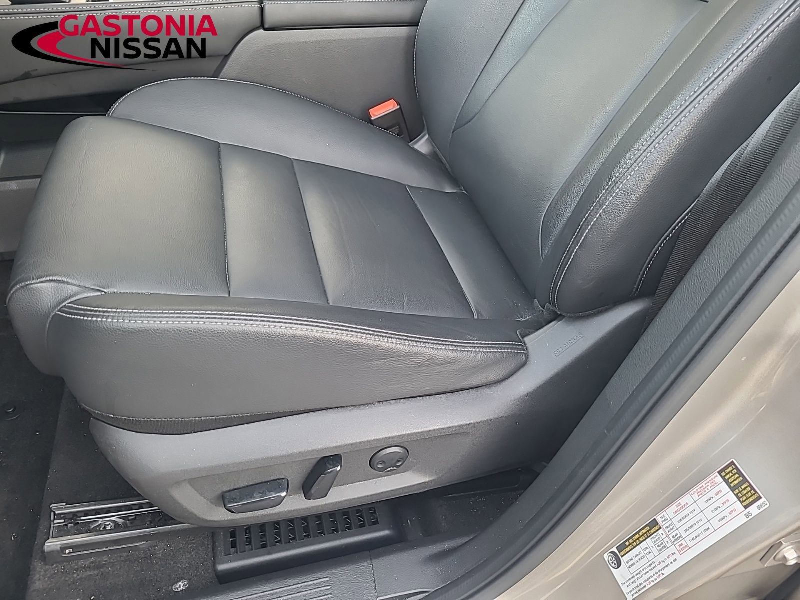 Used 2021 Nissan Rogue SL w/ Premium Package image 30