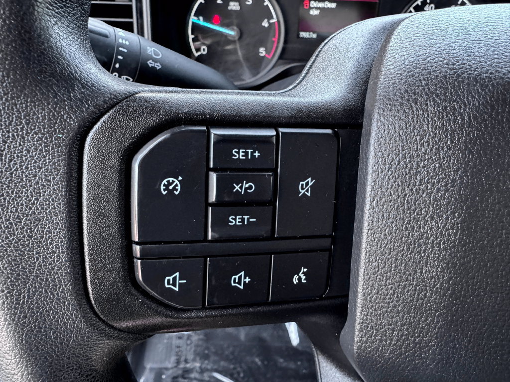 Used 2024 Ford F250 XLT w/ FX4 Off-Road Package AWD/4WD image 23