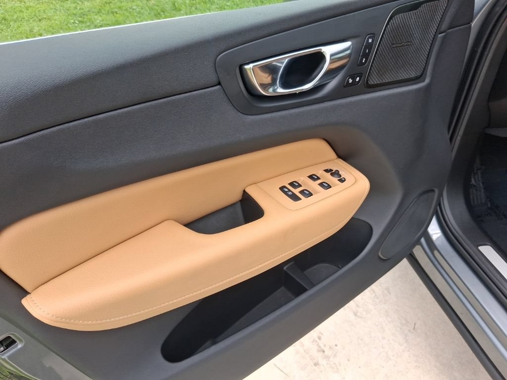 Used 2020 Volvo XC60 T5 Inscription FWD image 15