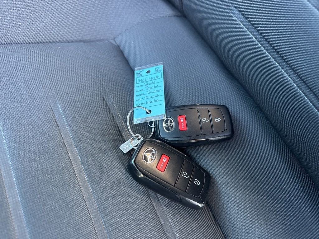 Used 2024 Toyota Tacoma TRD Off-Road image 36