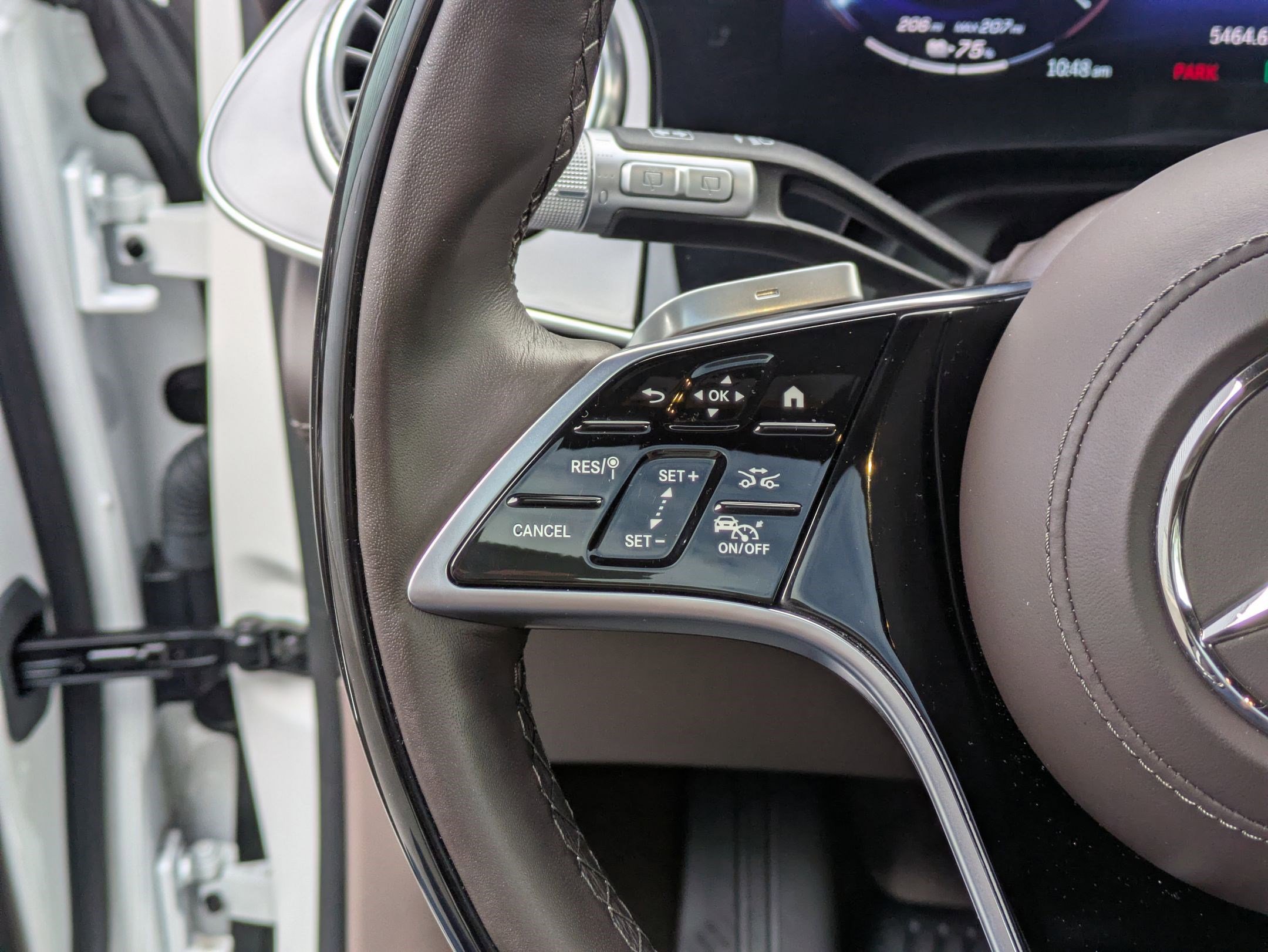 Used 2024 Mercedes-Benz Maybach EQS 680 4MATIC image 17