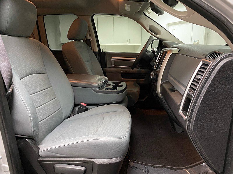 Used 2013 RAM 1500 Classic SLT w/ Premium Display Pkg image 14
