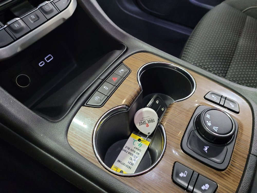 Used 2021 GMC Acadia SLE w/ Driver Convenience Package image 26