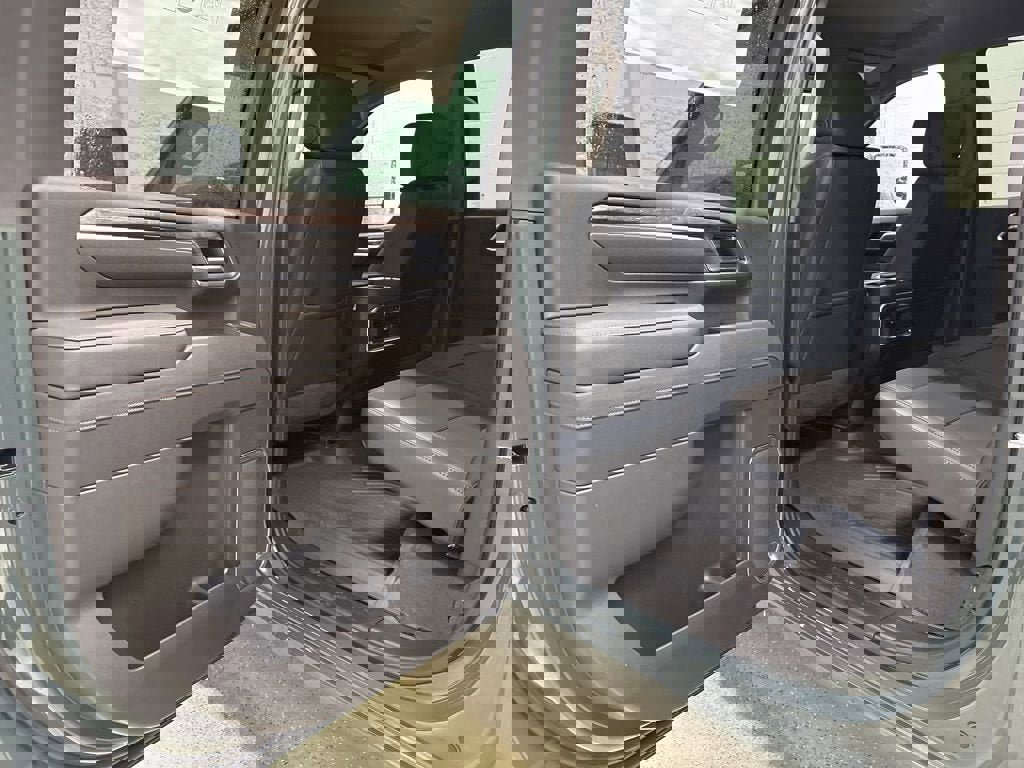 New 2026 Chevrolet Silverado 3500 LTZ w/ LTZ Plus Package image 33