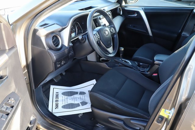 Used 2015 Toyota RAV4 XLE image 10