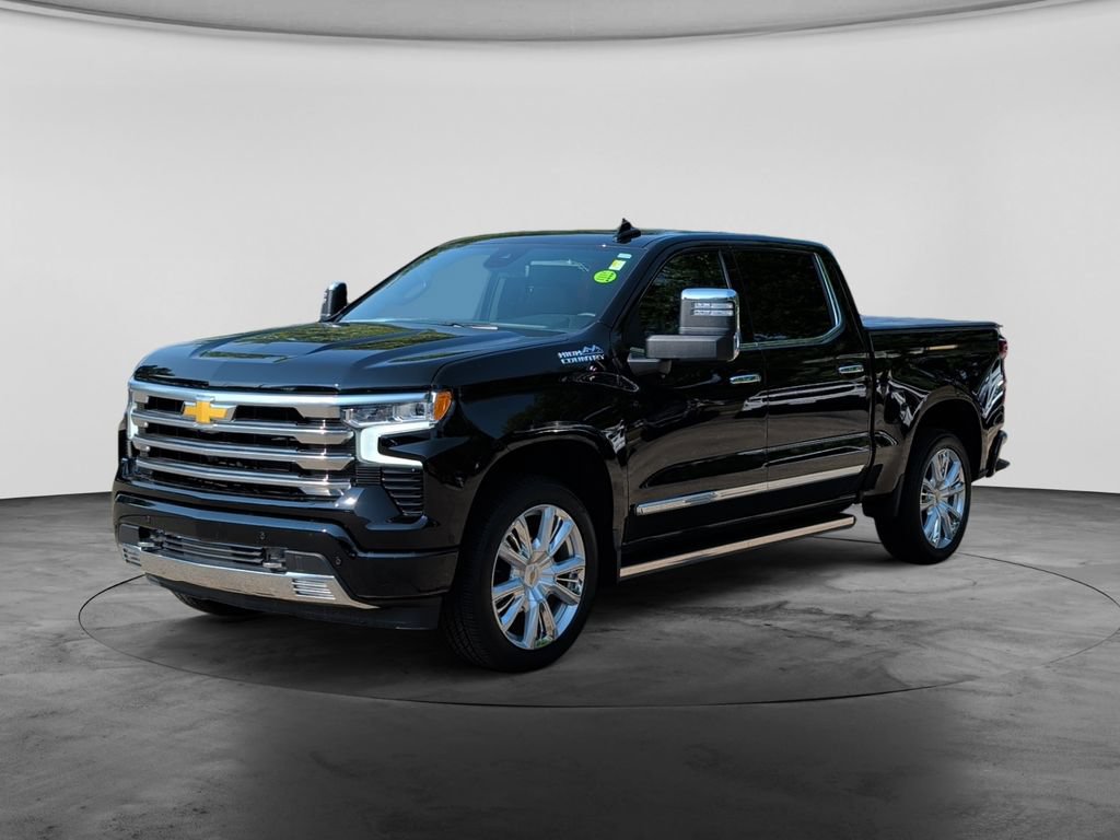 Used 2026 Chevrolet Silverado 1500 High Country w/ High Country Premium Package AWD/4WD image 3